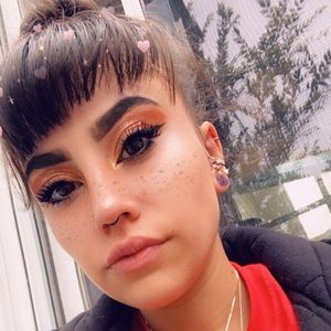 Meet your Posher, Sophia